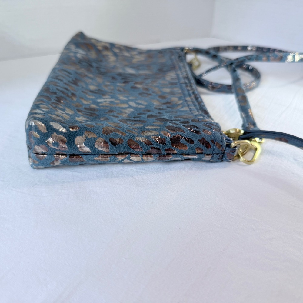 HOBO Int'l DARCY Convertible Blue Mirrored Cheetah Print Xbody Clutch Shoulder - Picture 7 of 14